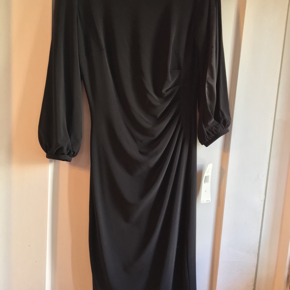Lauren Black Ruched Middi Split Arm Drew’s